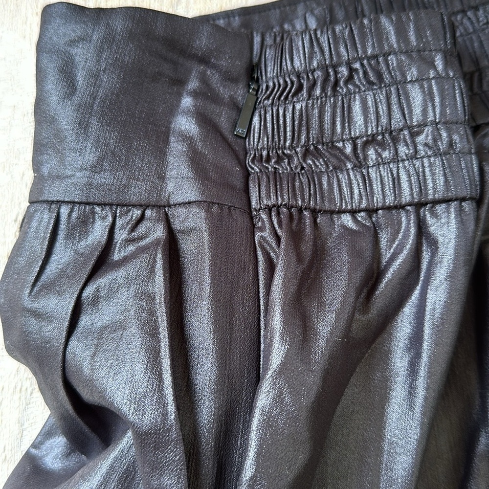 AX ARMANI  EXCHANGE SHEEN BLACK‎ SILKY PLEATED SHORTS​​​ - Picture 5 of 6